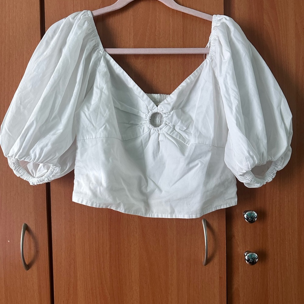 Abercrombie  White Puff Sleeve Blouse Sz M